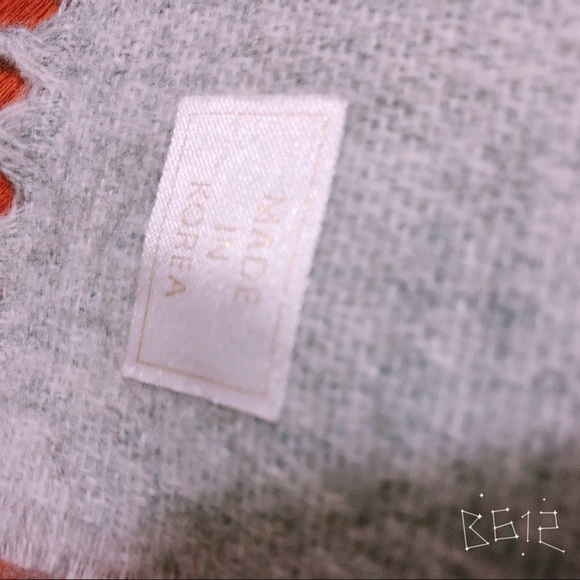 Extra Long New Korean 100%Wool Light grey scarf - Picture 4 of 4